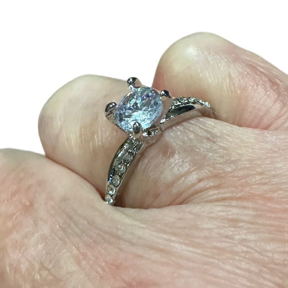 Silver and Rhinestone Diamond Solitaire Ring - Picture 4 of 8